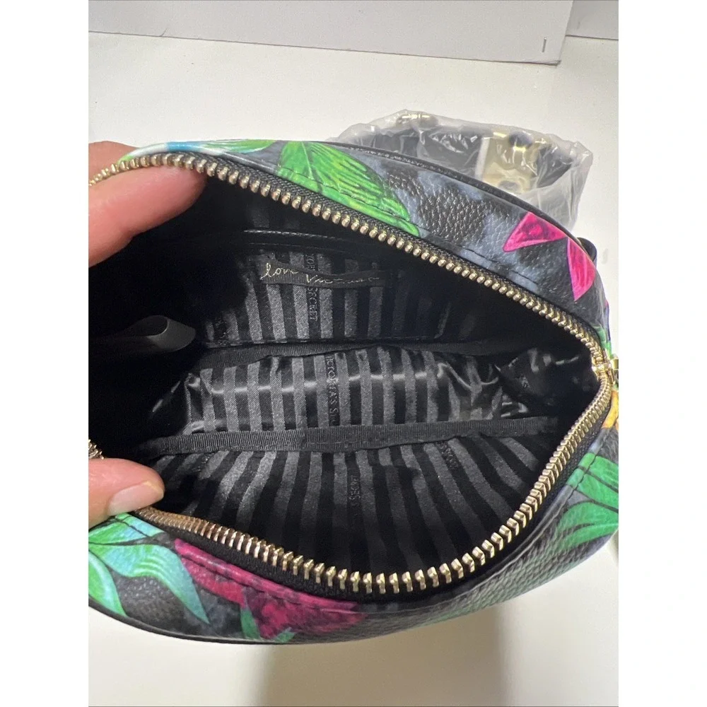 Victoria's Secret Tropic Floral Oval City Belt Bag Fanny Pack Waist Bag NWT